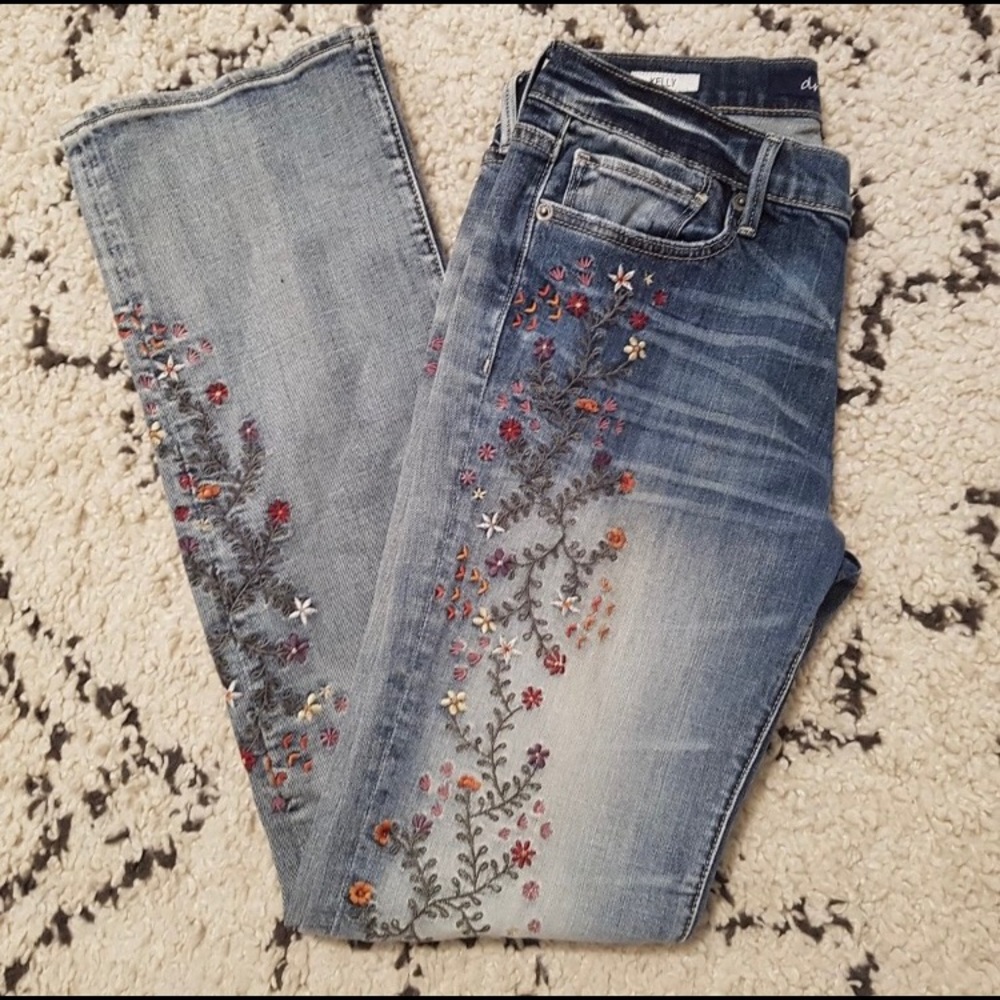 DRIFTWOOD KELLY BABY BOOT STRAWBERRY BLOSSOM EMBROIDERED JEANS